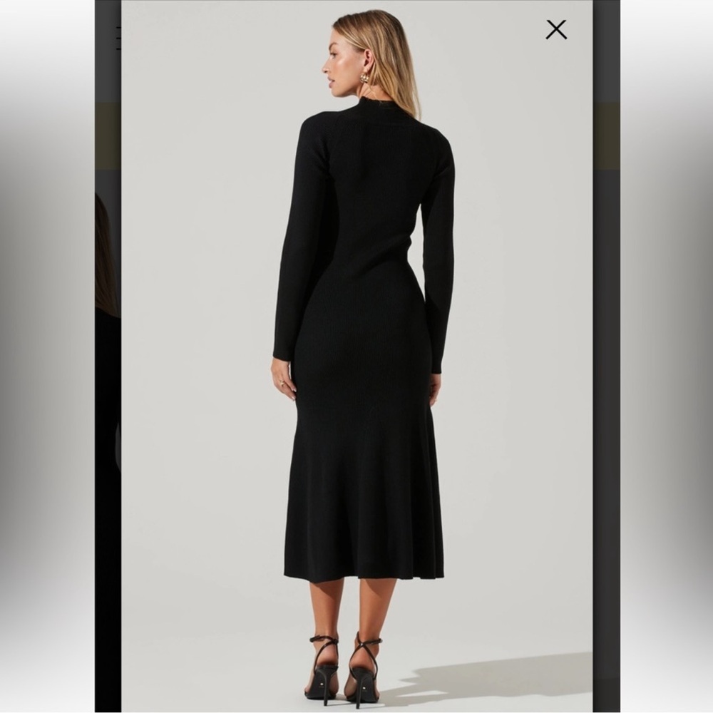 NWT ASTR The Label Front Cutout Long Sleeve Sweater Midi Dress - Picture 3 of 8